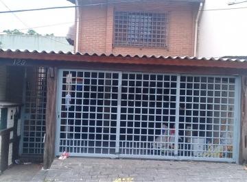 Casa · 200m² · 3 Quartos · 1 Vaga · "Encantador Sobrado em Água Fria, SP: Alugue Já!"
