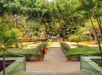 Apartamento · 209m² · 4 Quartos · 2 Vagas · SQN 208 - Apartamento cobertura com 4 quartos - 1 suíte - 2 vagas - nascente - vista livre - aceita 