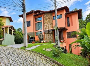 Casa a venda no Condominio Uba · Casa triplex a venda no Uba Vila Verde
