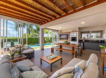 de4e79c2ad059e51e5dbcdfd6cf7f607e45ec86b · Casa com 4 sendo 2 suítes à venda, 223 m² por R$ 2.600.000 - Loteamento Parque dos Alecrins - Campin