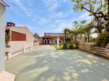 9c5864a2054f77eacff77b5be260f0714f96a72e · (TEMPORADA) CASA COM 2 QUARTOS | ELIANA – GUARATUBA