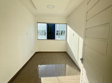 Apartamento · 30m² · 1 Quarto · 1 Vaga · Apartamento reformado com 1 dormitório na Barra do Imbuí