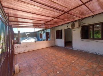 Casa · 44m² · 2 Quartos · 2 Vagas · Casa em Canoas no Bairro Olaria com Living 2 Ambientes
