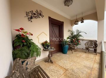 Casa · 287m² · 5 Quartos · 4 Vagas · CASA AMPLA E ELEGANTE — BAIRRO CONEGO GETULIO