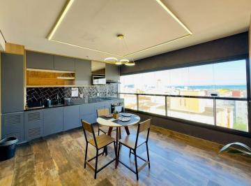 Apartamento · 1 Quarto · 1 Vaga · Apartamento mobiliado com vista para o mar na Enseada, Guarujá