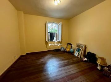 Sala · Apartamento de 2 quartos com dependência na Urca, Rio de Janeiro, RJ