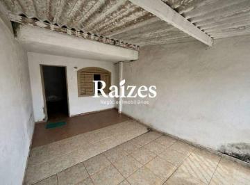 Casa · 274m² · 4 Quartos · 2 Vagas · Imóvel no Santa Luzia com 3 casas