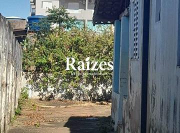 Casa · 115m² · 3 Quartos · 2 Vagas · Casa residencial à venda em Uberlândia no Presidente Roosevelt com 3 quartos e 2 vagas