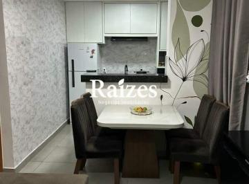 Apartamento · 47m² · 2 Quartos · 1 Vaga · Apartamento de 2 quartos à venda no Jardim Patrícia, em Uberlândia