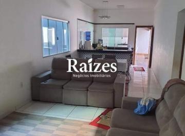 Casa · 164m² · 3 Quartos · 3 Vagas · Casa no Jardim Europa com 3 quartos sendo 1 suíte