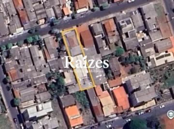 Casa · 300m² · 5 Quartos · 3 Vagas · Colônia no Bairro Saraiva em Uberlândia
