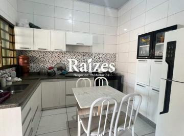 Casa · 63m² · 2 Quartos · 4 Vagas · Casa no Bairro Planalto Com 2 Quartos Terreno de 240 metros