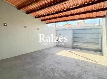 Casa · 70m² · 2 Quartos · 2 Vagas · Casa com 2 quartos na Região Leste de Uberlândia