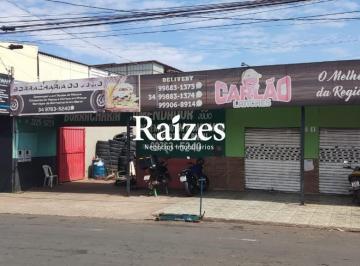 Comercial · 250m² · Imóveis comerciais com excelente localização no Bairro Marta Helena em Uberlândia