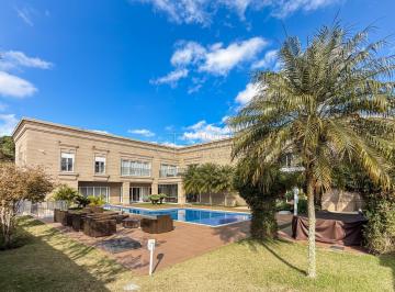 Casa · 930m² · 4 Quartos · 8 Vagas · Casa altíssimo padrão, 930m2, 4 suítes no Campo Co