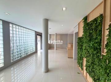 Photo 1 · Casa comercial disponível para locação no bairro Fundinho em Uberlândia-MG