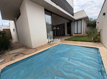 Photo 1 · Casa em condomínio com 3 suítes disponível para locação e venda no bairro Jardim