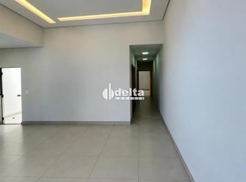 Casa · 150m² · 3 Quartos · 2 Vagas · Casa com 3 quartos sendo 1 disponível para venda no bairro Novo Mundo em Uberlândia-MG
