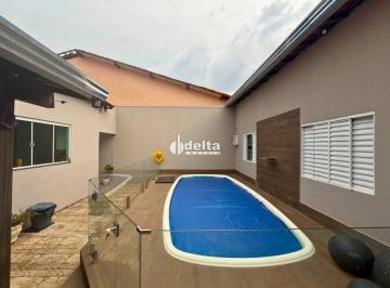 Photo 1 · Casa com 4 quartos sendo 2 suítes disponível para venda no bairro Planalto em Ub