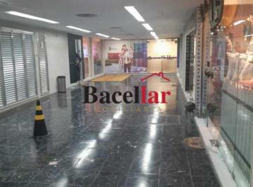 Comercial · 28m² · Sobreloja :  / Comercial / Copacabana