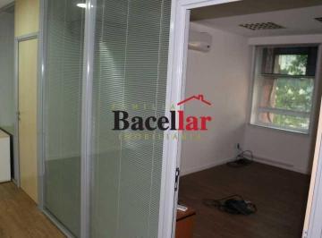 Comercial · 484m² · Sala :  / Comercial / Centro
