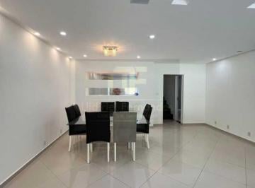 Casa · 140m² · 4 Quartos · 1 Vaga · Casa em Condomínio : Triplex / Residencial / Vargem Grande