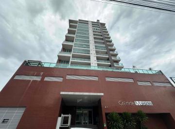img-3876_fhd.webp · Apartamento contendo 2 suítes no edifício Grande Maison