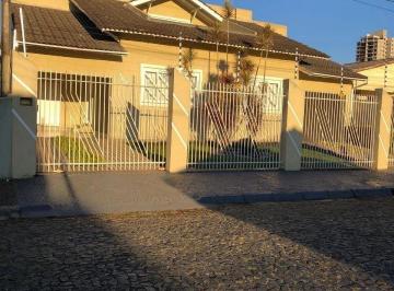 anyconv-com-468578ef-ff19-4b78-b3ef-08b08788a3b81724286974357_fhd.webp · Casa à venda, contendo 3 quartos (sendo 1 suite), 3 banheiros e 4 vagas de garag