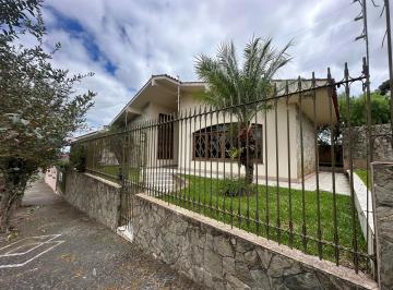 img-9072_fhd.webp · Casa comercial de esquina para locação