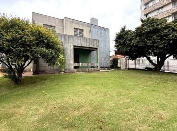 8ec89ef4-5416-4de2-b9ce-14518efc8a051773346751169_fhd.webp · EXCELENTE CASA COMERCIAL EM PONTO EXTRATÉGICO