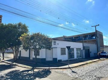 whatsapp-image-2024-05-31-at-10-28-231717162541946_fhd.webp · Casa Comercial e Residencial à venda, Uvaranas, Esquina, Ponta Grossa