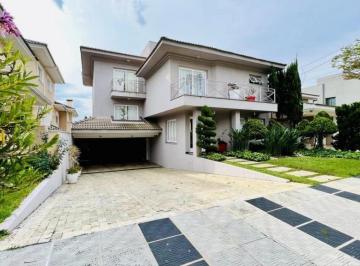 fachada-94319066021748612984445_fhd.webp · Casa de Alto Padrão para Locação e Venda