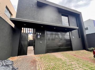 Comercial · 204m² · 4 Vagas · Galpão / Depósito / Armazém para alugar em Nova Aliança de 204.00m² com 4 Garagens