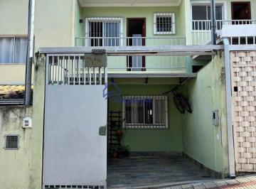 Casa · 78m² · 2 Quartos · 1 Vaga · Linda casa geminada entrada independente à Venda no bairro Jaqueline!