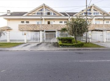 Casa de 3 quartos, Curitiba · Amplo Triplex com 3 Quartos (1 Suíte) e Churrasqueira no Tarumã
