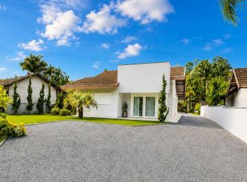 Casa · 258m² · 4 Quartos · 3 Vagas · Casa à venda no bairro Ribeirão Areia em Pomerode/SC