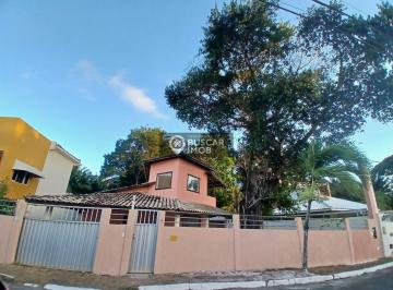 Casa · 400m² · 3 Quartos · Casa à Venda em Portão, Lauro de Freitas - Ampla com 3 Quartos