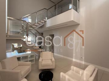 Casa · 260m² · 3 Quartos · 4 Vagas · Residencial Terras do Cancioneiro - Locação deste belíssimo sobrado em condomínio fechado.