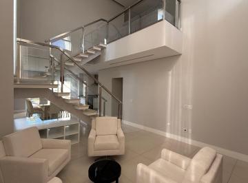 Casa · 260m² · 3 Quartos · 4 Vagas · Residencial Terras do Cancioneiro - Locação deste belíssimo sobrado em condomínio fechado.