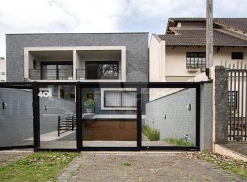 Casa de 3 quartos, Curitiba · SOBRADO MOBILIADO | PRÓXIMO AO PARQUE BACACHERI | 3 QUARTOS | 3 VAGAS