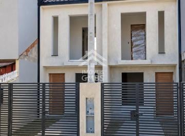 Casa · 70m² · 3 Quartos · 1 Vaga · Sobrado Campo de Santana