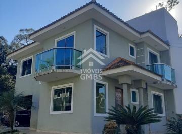 Casa · 120m² · 4 Quartos · 2 Vagas · Sobrado Santa Terezinha
