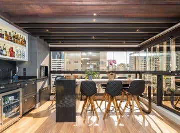 Apartamento de 2 quartos, Curitiba · Apartamento único no Água Verde, no Residencial Tokaii, com 2 suítes e 3 vagas de garagem.