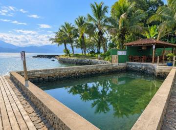 Casa · 800m² · 3 Quartos · Viva o Paraíso em Frente ao Mar