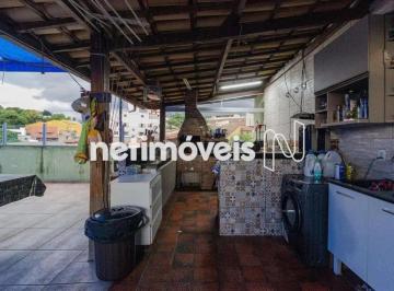 Área gourmet · Casa de 3 Quartos com Piscina à Venda no Santa Rosa