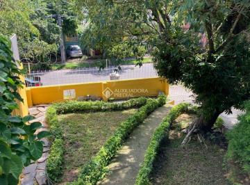 Casa · 100m² · 3 Quartos · Sobrado com 2 quartos no bairro Cavalhada.