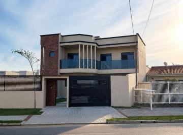 Casa · 135m² · 3 Quartos · 4 Vagas · Sobrado à Venda no Estação, Araucária, com 3