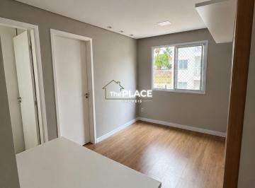 Sala · Apartamento de 35 m² com 2 Dormitórios, Planejados e Lazer Completo