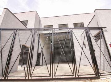Comercial · 260m² · 1 Vaga · Galpão na Rua Clineu Braga de Magalhães, 83 • 260 m²