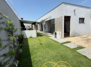 Casa · 86m² · 2 Quartos · 3 Vagas · Casa para venda em Jardim São Francisco de 86.00m² com 2 Quartos e 3 Garagens